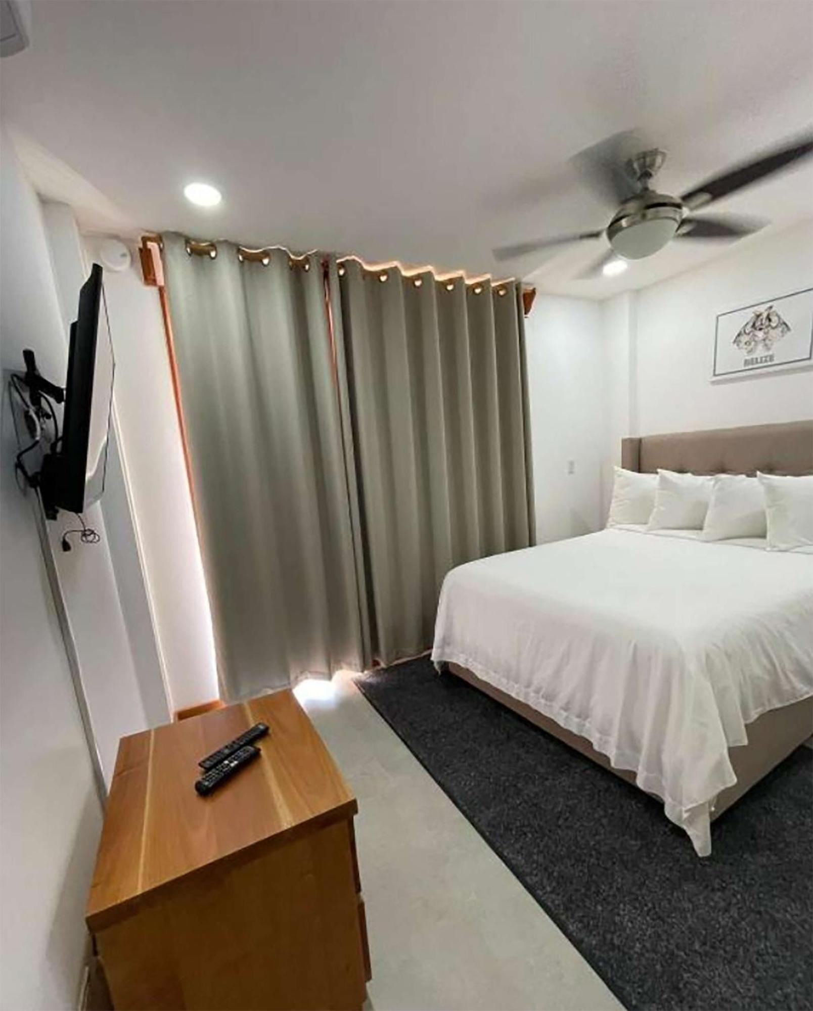 Best Western Grand Baymen Gardens San Pedro  Exterior photo